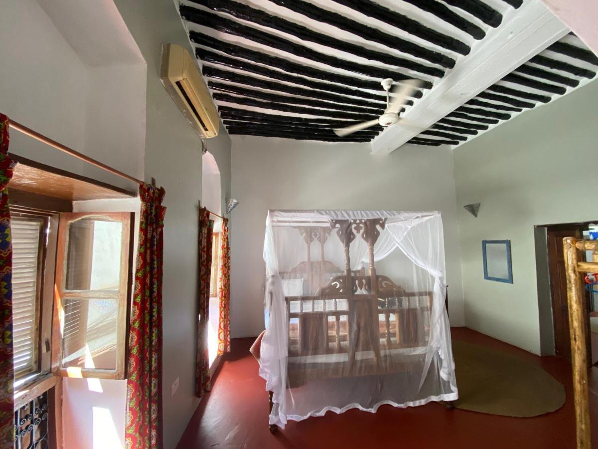 Hotel Stone Town Sea View Zanzibar Esterno foto