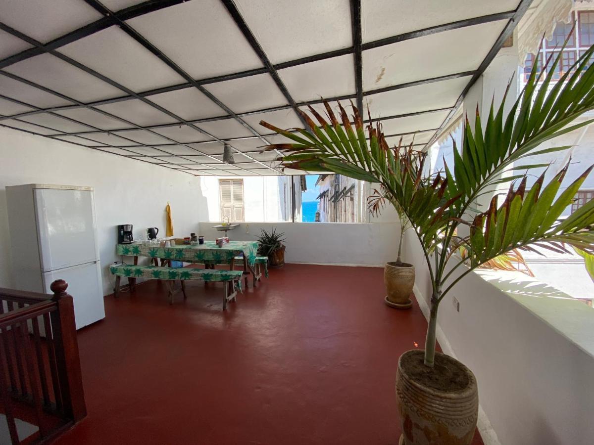 Hotel Stone Town Sea View Zanzibar Esterno foto